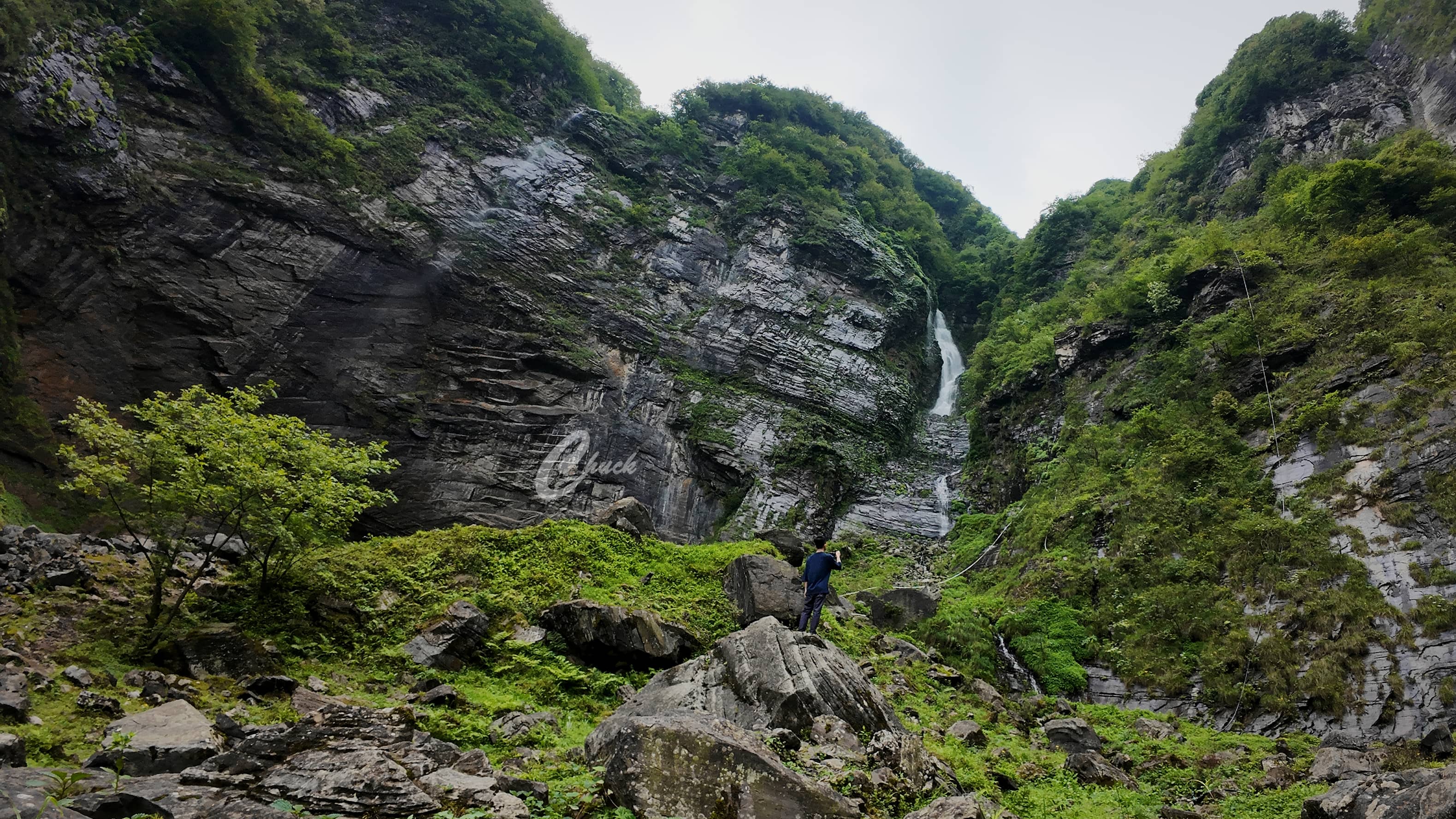 毕节市纳雍县山区瀑布
